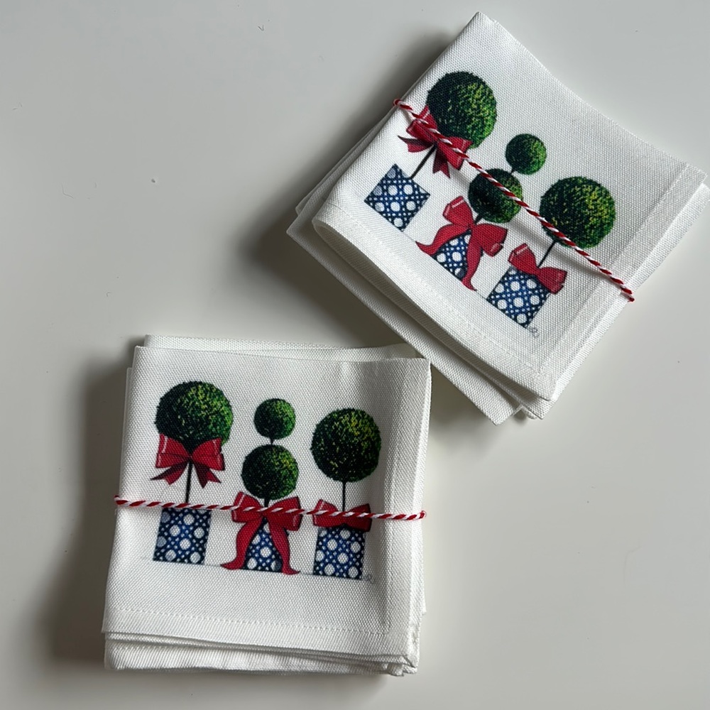 Blue, white Topiary reusable linen cocktail napkins